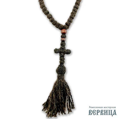 Чётки вервица Монашеские малые плетёный крест крупным планом